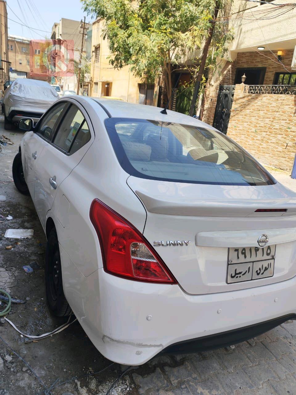 نیسان سەنی